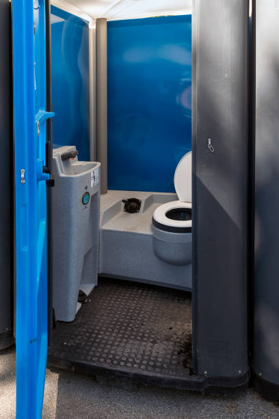 Best Portable restroom trailer rental  in Gunnison, UT